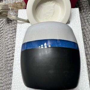 Pink Zebra Black, Blue & White Ceramic Simmer Pot/Warmer